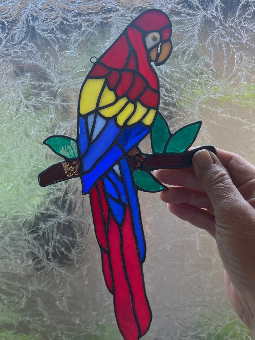 vintage stained glass Scarlet Macaw suncatcher 12” parrot on a branch